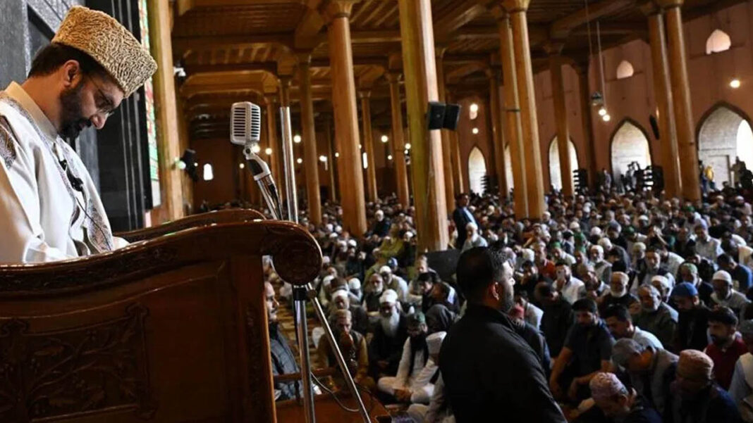 Srinagar Jamia Masjid | వేర్పాటువాదుల అడ్డాలో పహల్గావ్​ మృతులకు నివాళులు