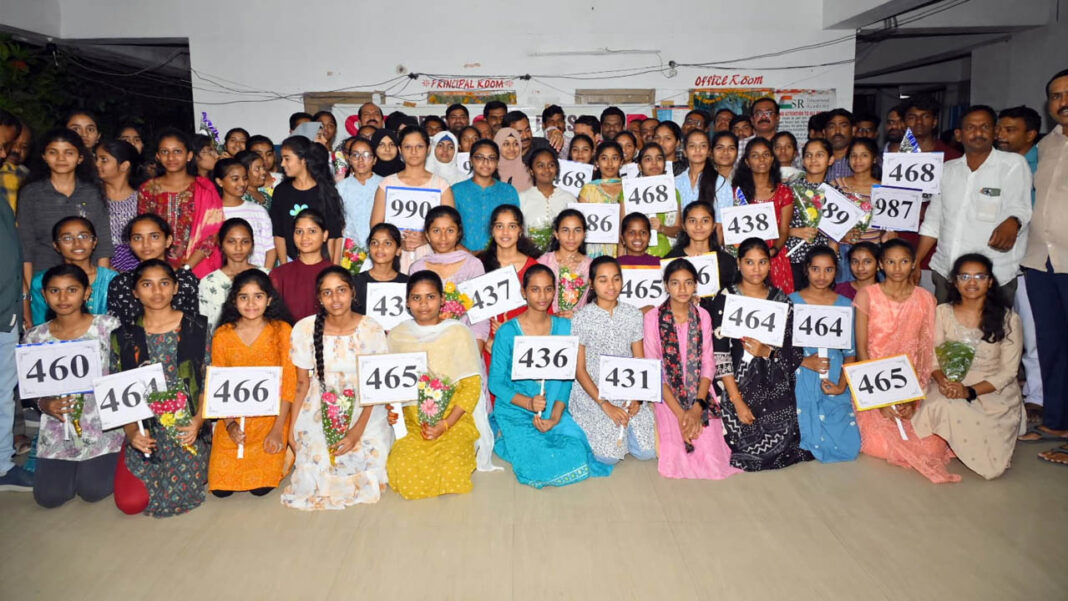 SR Inter results | ఇంటర్ ఫలితాల్లో ‘ఎస్ఆర్’ విద్యార్థుల ప్రతిభ