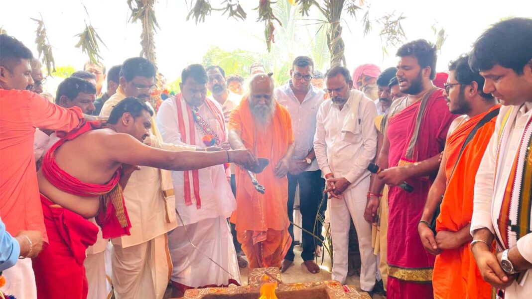 Sant Sevalal Maharaj | గిరిజనుల ఆరాధ్య దైవం సంత్​ సేవాలాల్
