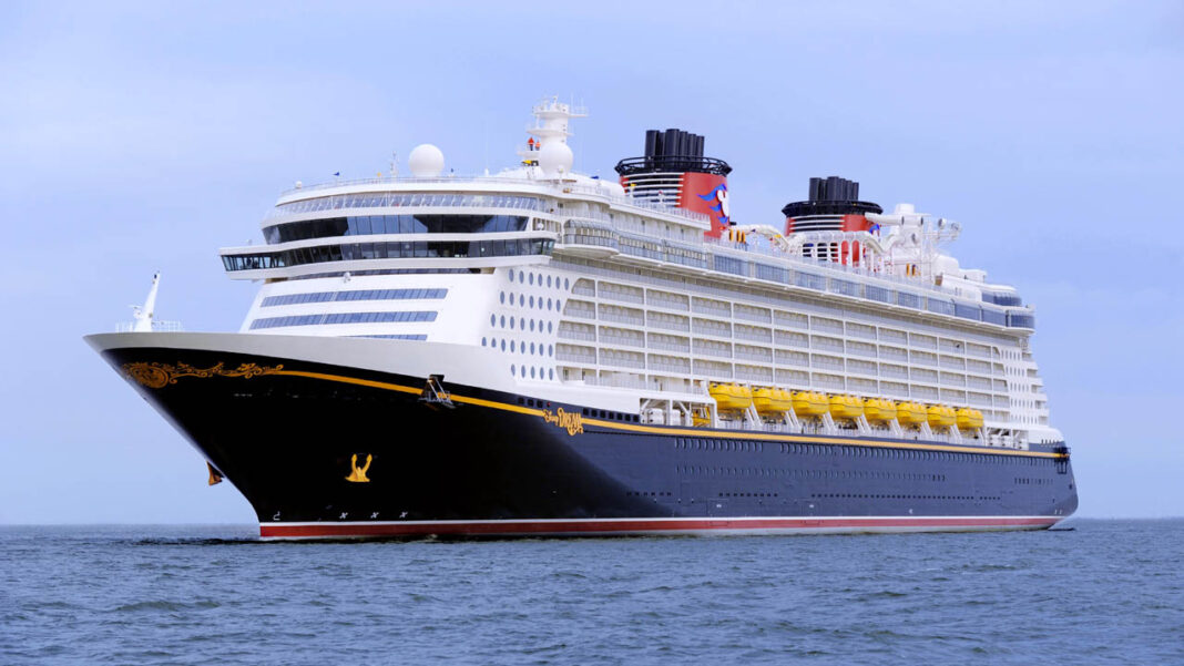 Cruise Ship